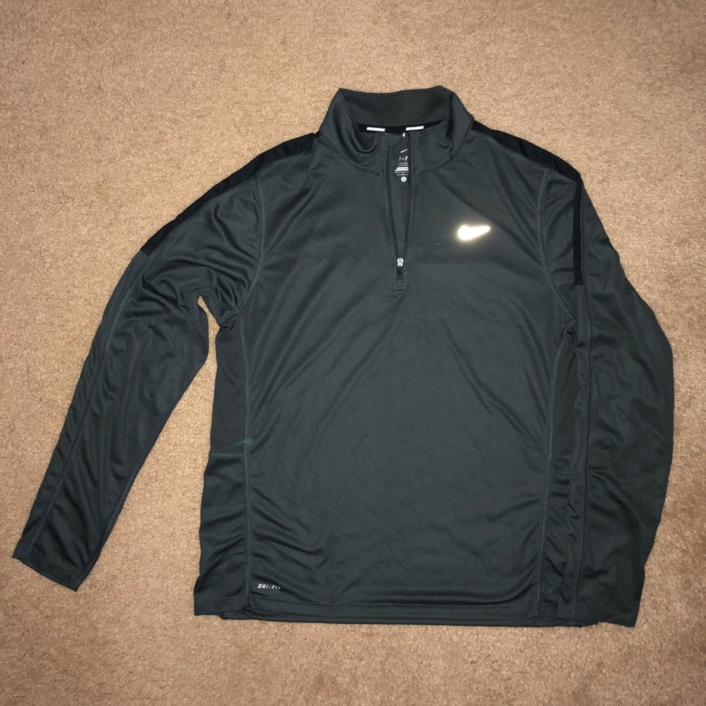 Nike Quarter Zip Pullover